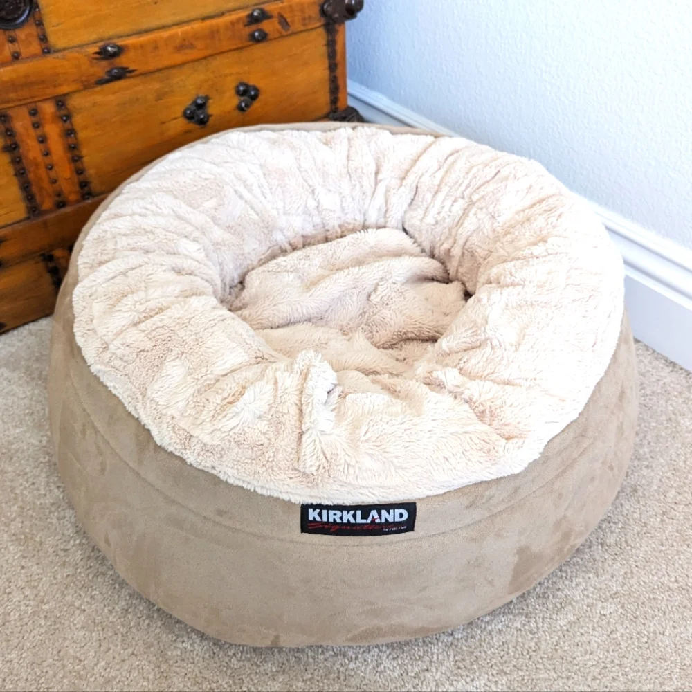 Kirkland Signature Small Dog Bed - Picture 1 of 4